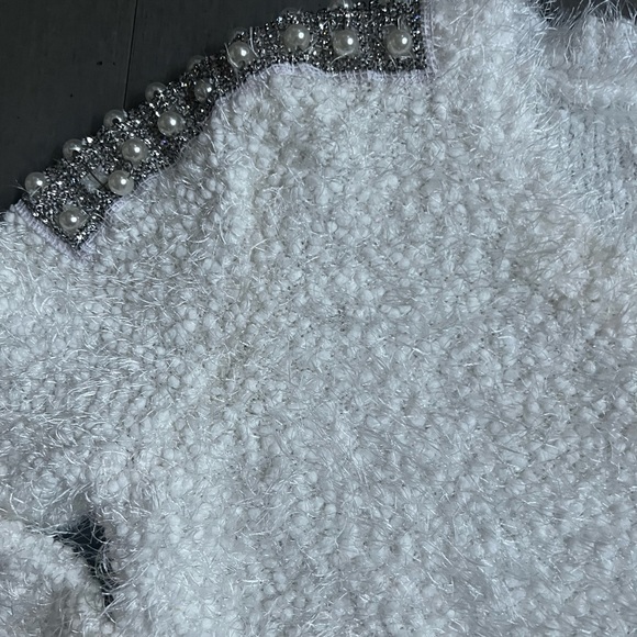🍈Piperlime Ivory Pearl-embellished Gala Sweater - Picture 12 of 13
